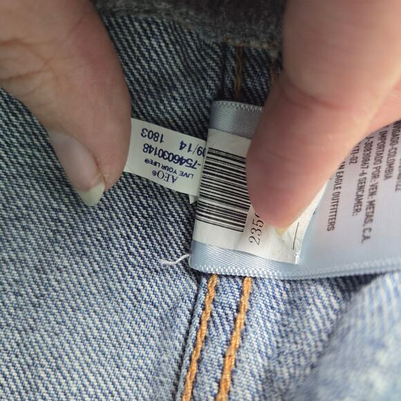 American Eagle Jacket Womens XL Denim Hooded Cropped Trucker Casual Retro - Picture 7 of 7